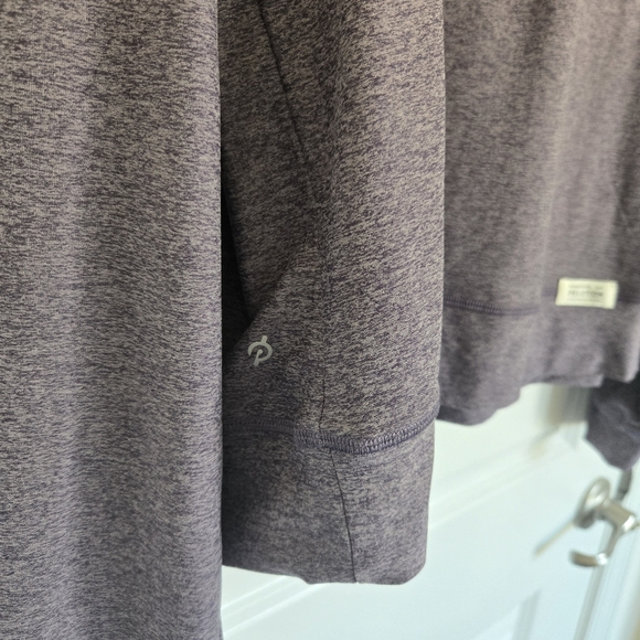 NWT Peloton Women's Dreamblend Crewneck Pullover, Size Medium, Purple - Picture 8 of 9